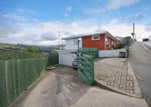 272 Kenmure Road, Kenmure