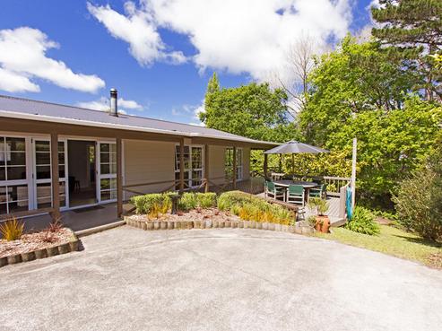 91 Brian Crescent, Stanmore Bay