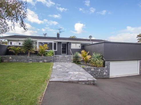 62 Bleakhouse Road, Howick