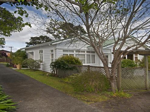 57 Northboro Road, Belmont