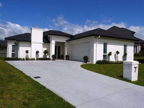 10 Corsica Way, Karaka