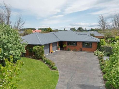 9 Thornley Place, Woodend