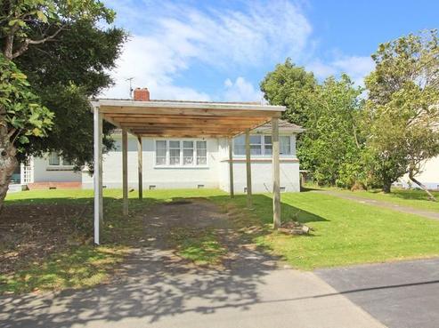 50 Hall Crescent, Epuni