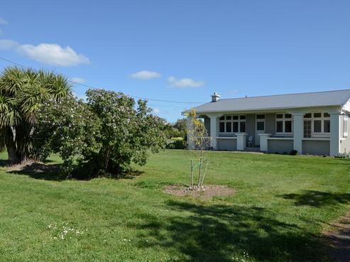 40 Grey Street, Martinborough