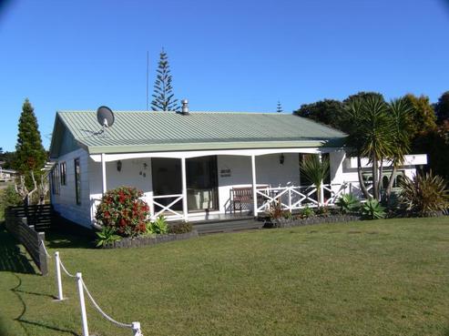 48 Vista Paku, Pauanui