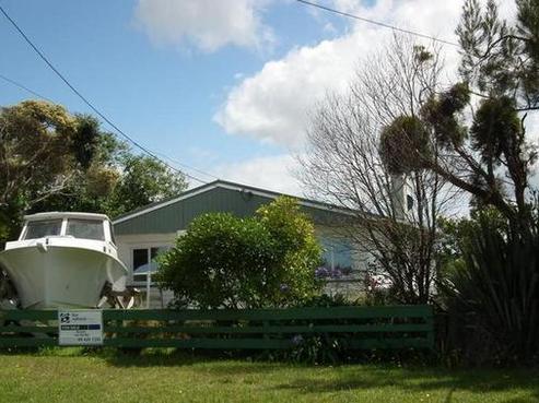 37 West Coast Road, Makarau
