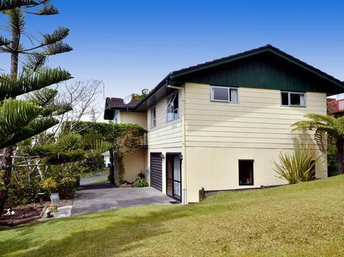 7 Theban Place, Totara Vale