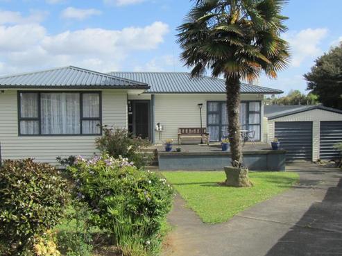9 Leonard Place, Otara