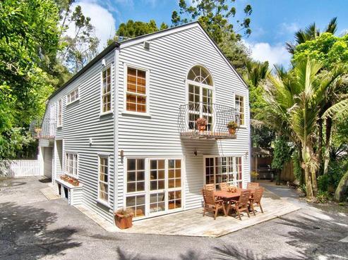 55 Wood Bay Road, Titirangi