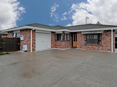 5A Sandwich Road, Saint Andrews