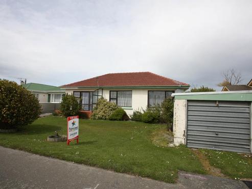 9 Fox Street, Avenal