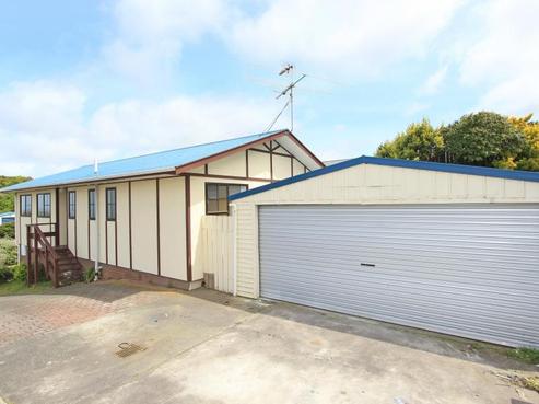 8 Kaitangata Crescent, Kelson