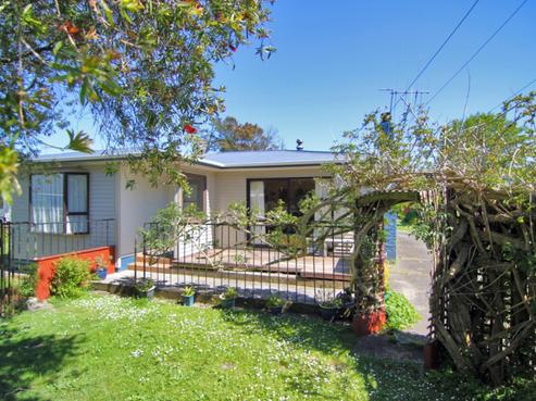 47 Bruce Avenue, Glenview