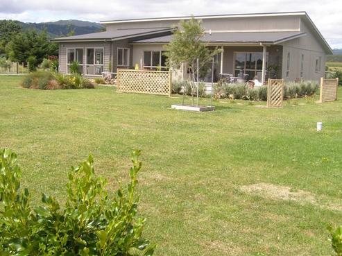 75 Waikawa Beach Road, Manakau