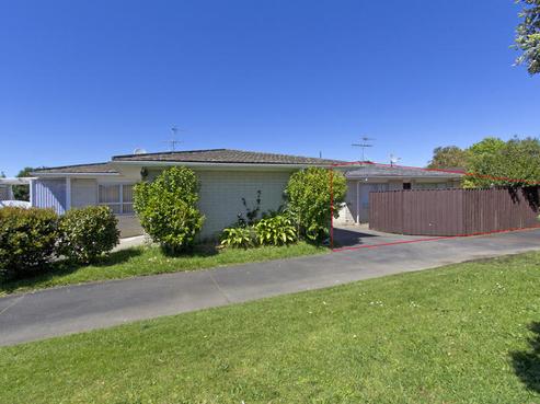 2/16 Vivian Wilson Drive, Eastern Beach