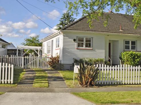 5 Pilcher Crescent, Naenae
