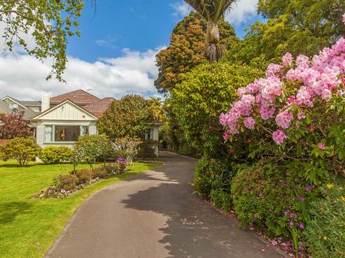 152 Waterloo Road, Central Hutt