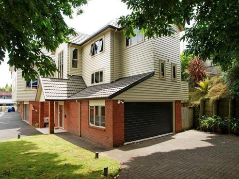 2A Riro Street, Hamilton East