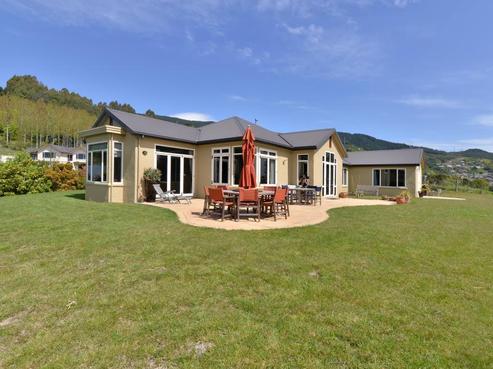 42 Park Drive, Richmond