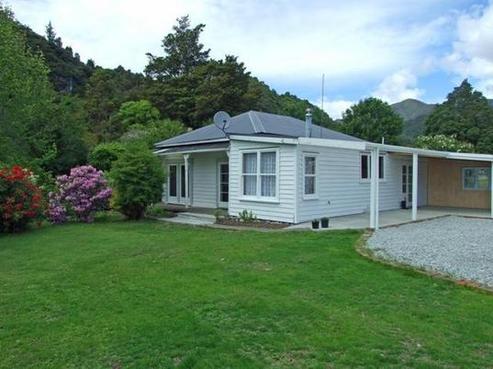 414 Hamama Road, Takaka