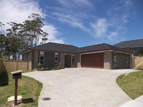 6 Cottage Court, Silverdale