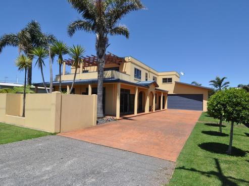 103 Mako Road, Whangamata