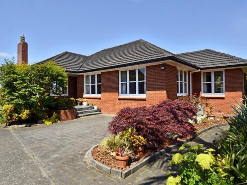 20 Otakau Road, Milford