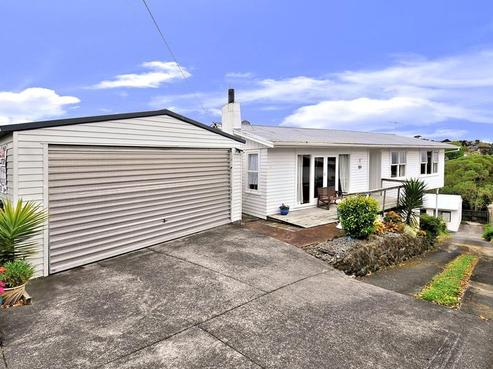 13 Alexander Avenue, Torbay
