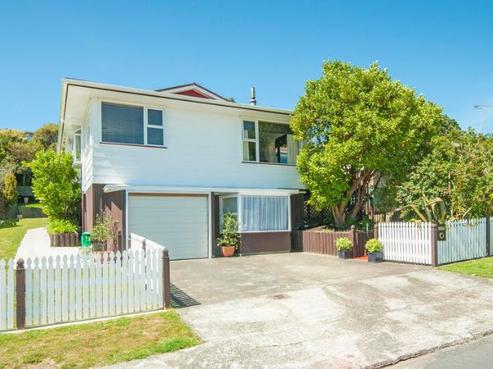 14 Timaru Grove, Kelson