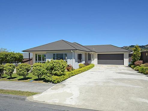134 Kirton Drive, Riverstone Terraces