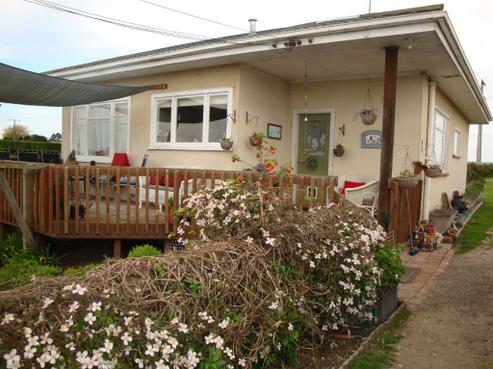 348 Fairview Road, Fairview