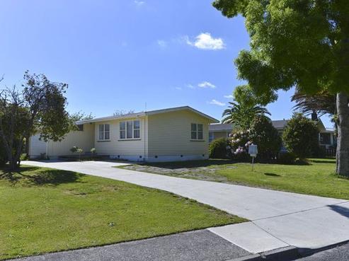 55 Pandora Avenue, Sunnybrook
