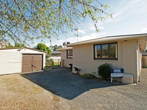 6 Richan Street, Glenview