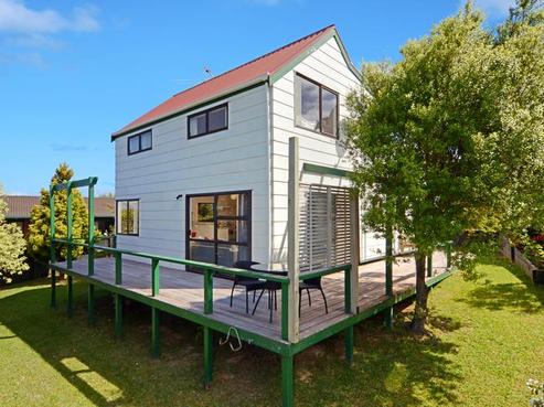 14B Cassandra Grove, Totara Vale