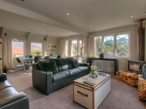 6 Four Views Avenue, Kelvin Heights