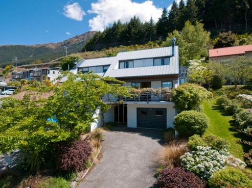 8A Sainsbury Road, Fernhill/Sunshine Bay