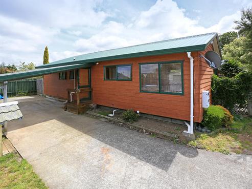 13A Riserra Drive, Ranui