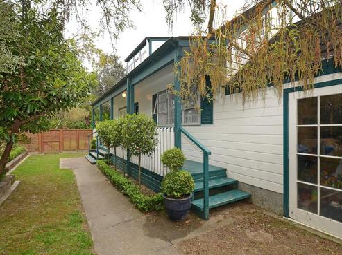 5 Shanly Street, Brown Owl