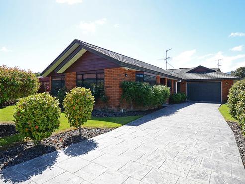 46 Clearwater Terrace, Brown Owl