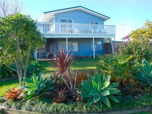 200 Patuwai Drive, Whangamata