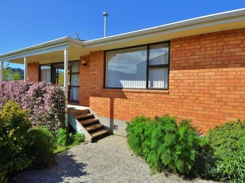 265 Pine Hill Road, Liberton