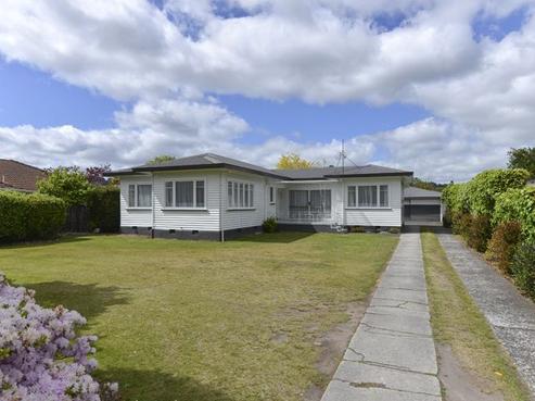 28 Robertson Street, Glenholme