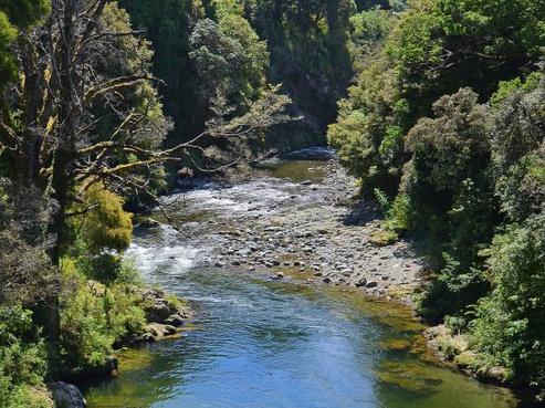 12 Bridge Road, Birchville