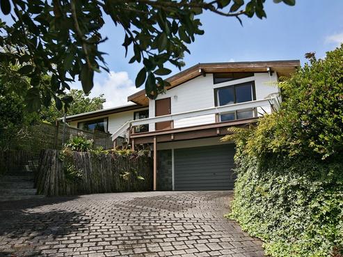 8 Bronte Place, Whalers Gate