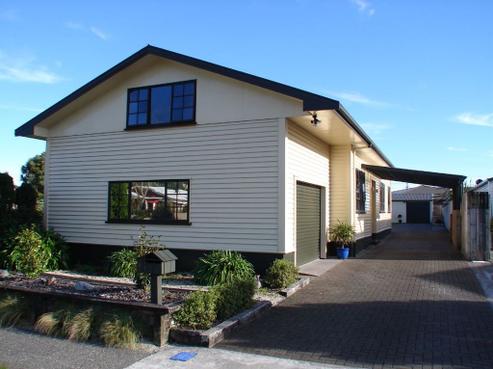 42 Palmerston Street, Greymouth