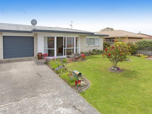 96A Lakeside Drive, Orewa