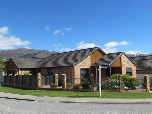 14 Mead Avenue, Cromwell