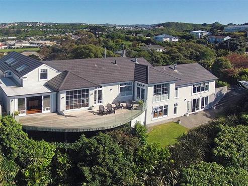16 Nevay Road, Karaka Bays