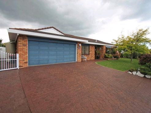 3 Crampton Court, Orewa