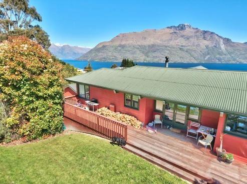 4 O'learys Paddock, Fernhill/Sunshine Bay